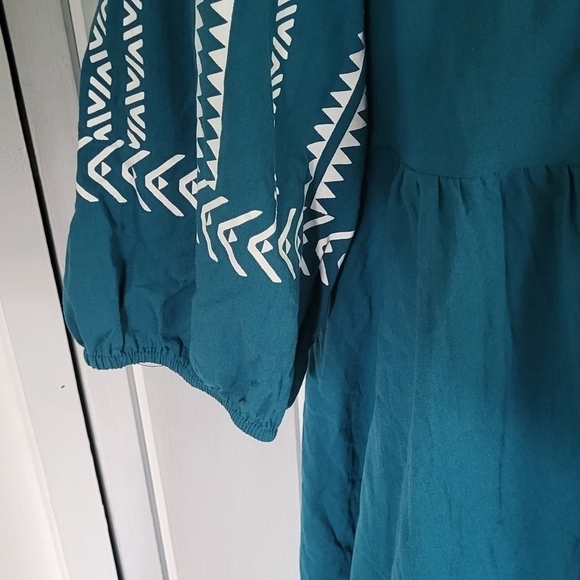 Geometric Bohemian Print Knot Neck Tassel Trim Dress - Picture 5 of 10